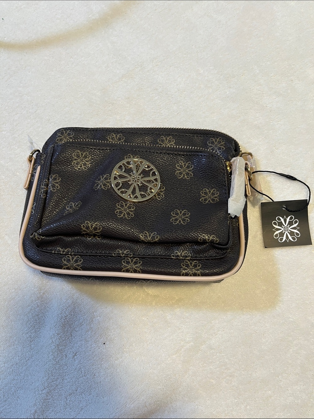 🌸 AVON Signature Collection Black & Blush Pink Crossbody/Wristlet Bag NWT 🌸 - Picture 7 of 7